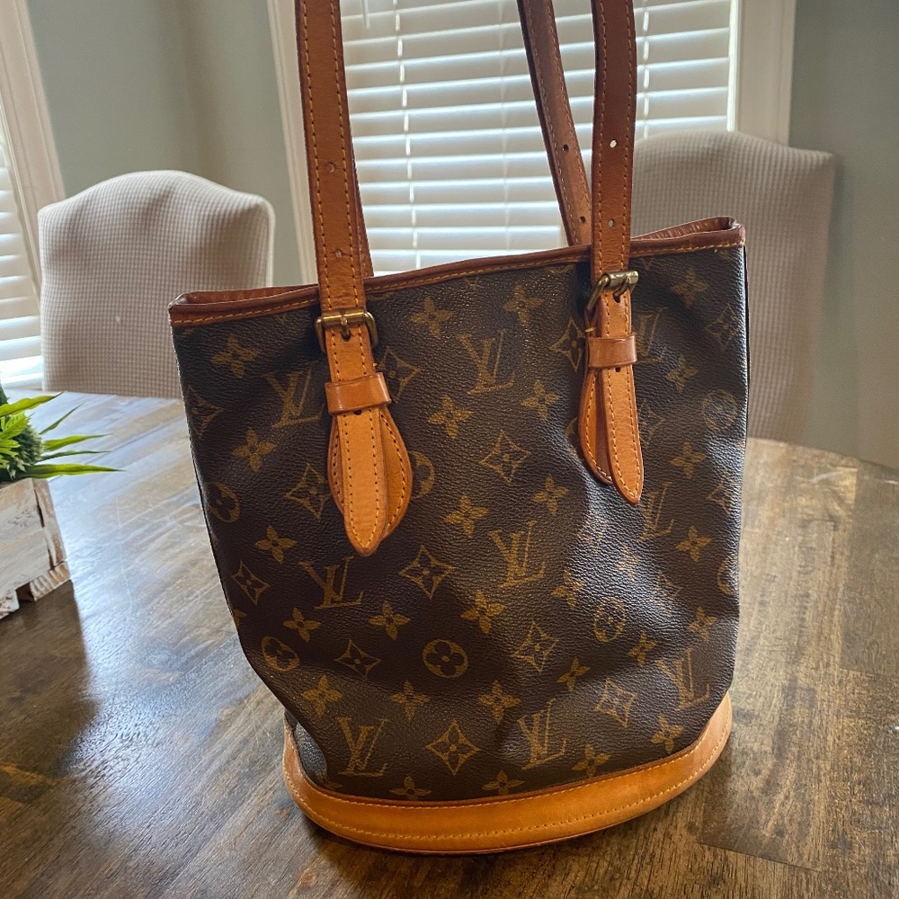 Louis Vuitton Bucket Purse